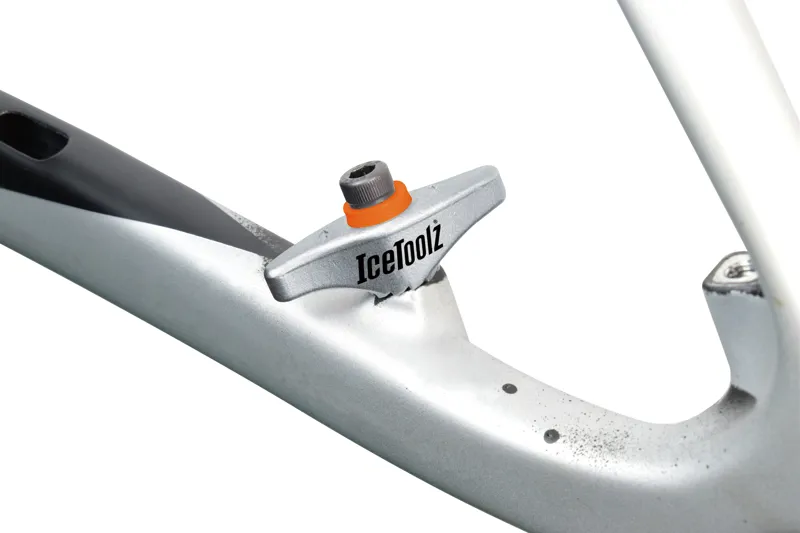 IceToolz Shuriken Disc Mount Facing Tool-1