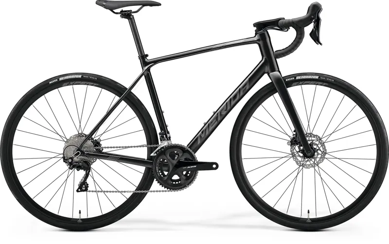 Merida Scultura Endurance 400 - Black.