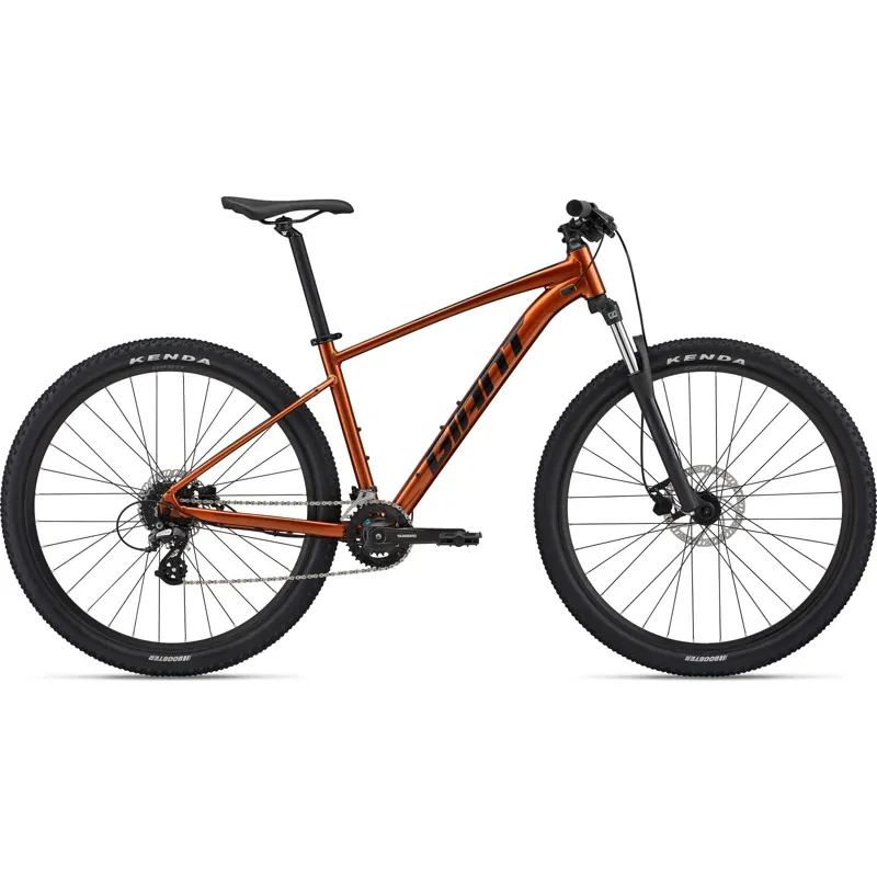 2022 Giant Talon 3 27.5 Mountain Bike in Amber Glow