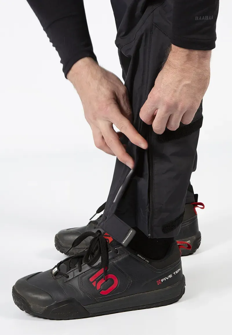 Endura Hummvee Waterproof Trousers In Black-2