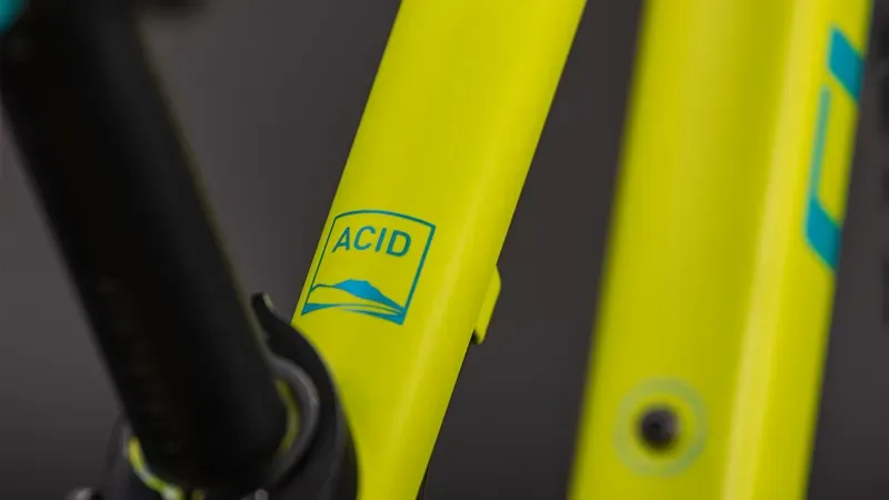 Cube Acid 200 Disc Kids Bike in Lizard/Blue-3