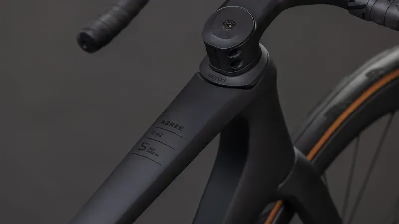 Cube Agree C:62 SLT Road Bike in Black/Black-2