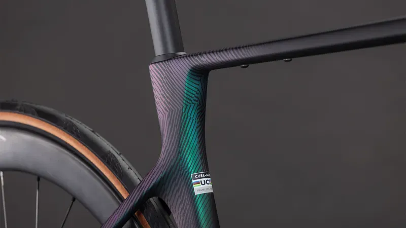 Cube Agree C:62 SLT Road Bike in Black/Black-6