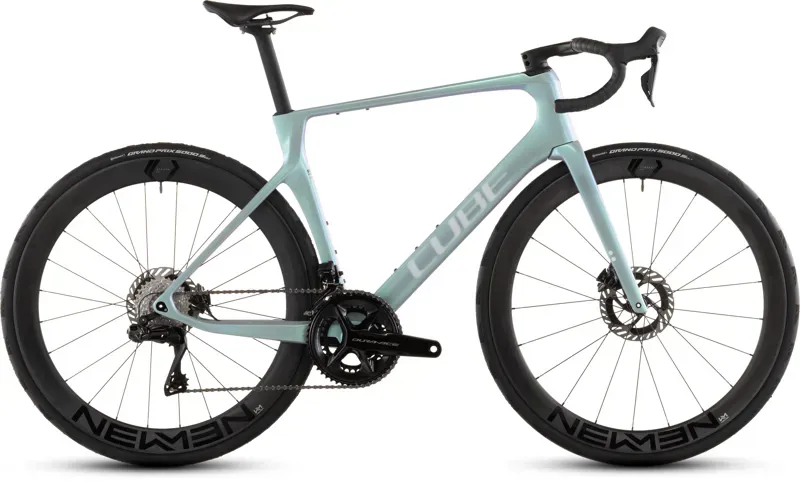 Cube Agree C:62 SLT Road Bike in Green Fusion/White