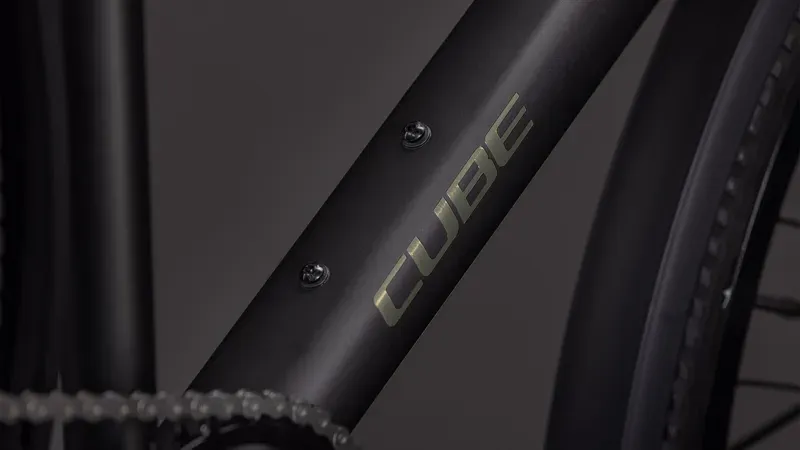 Cube Nulane Pro Fe Gravel Bike In Grey/Chrome-11