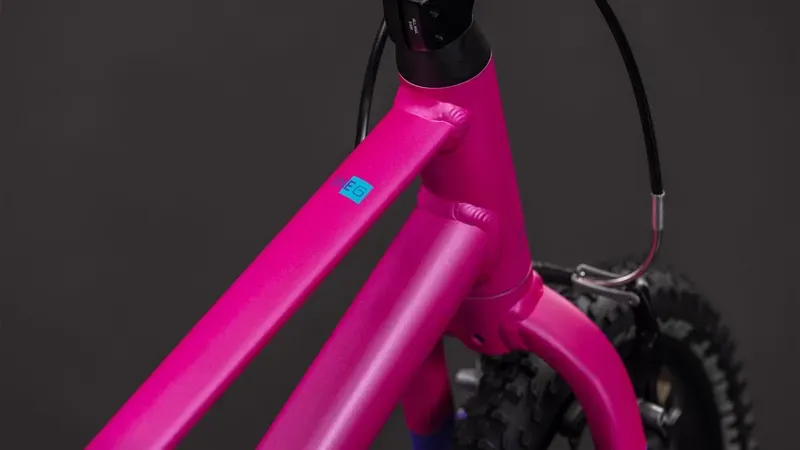 Cube Numove 160 Kids Bike in Fucsia/Plum-2