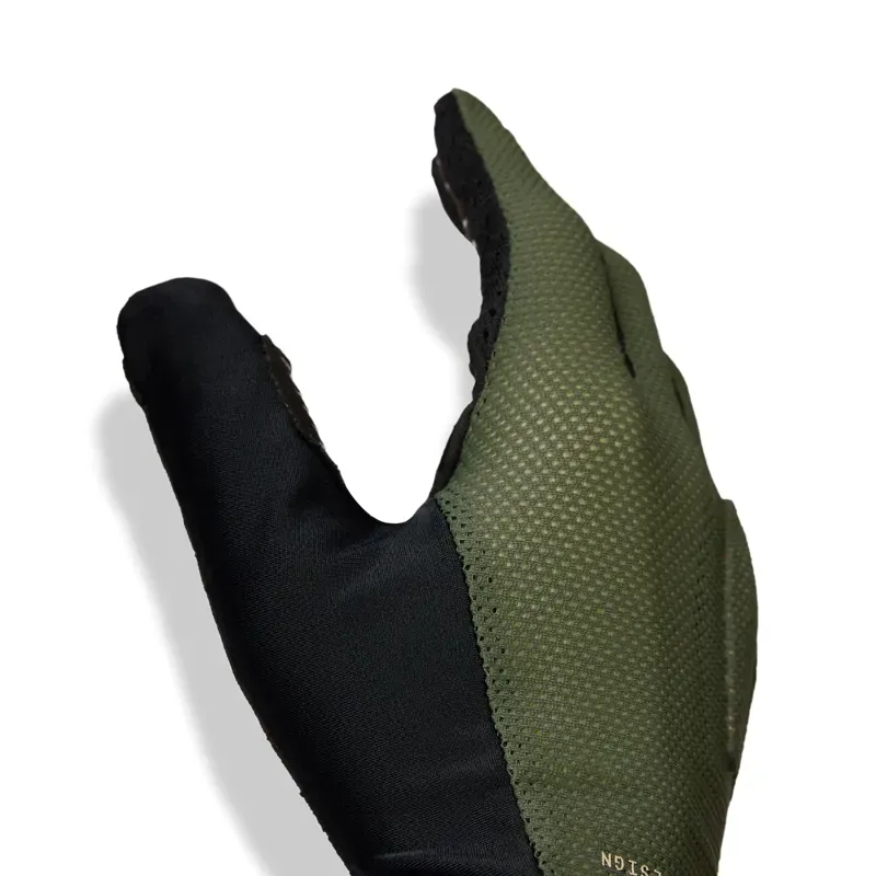 Giro Rodeo Gloves in Dark Sage Green-1