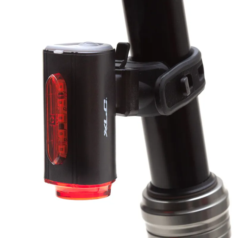 XLC LED REAR LIGHT CL-E10-1