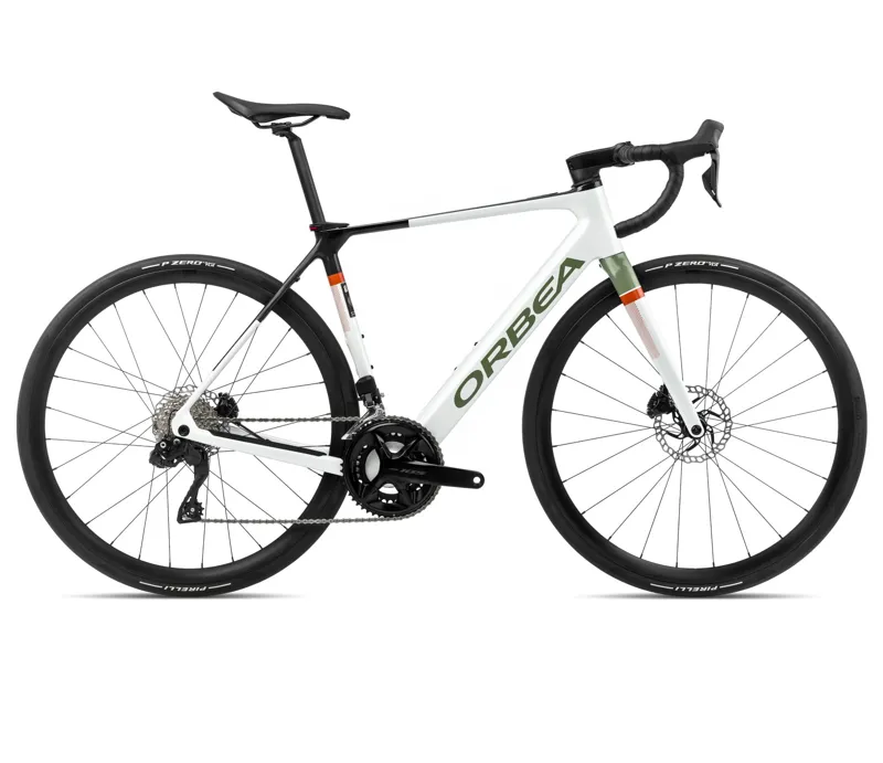 Orbea Gain M30i Electric Road Bike in White Chic/Green Artichoke
