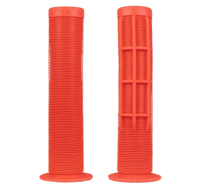 DMR Bikes Grid Grips in Red